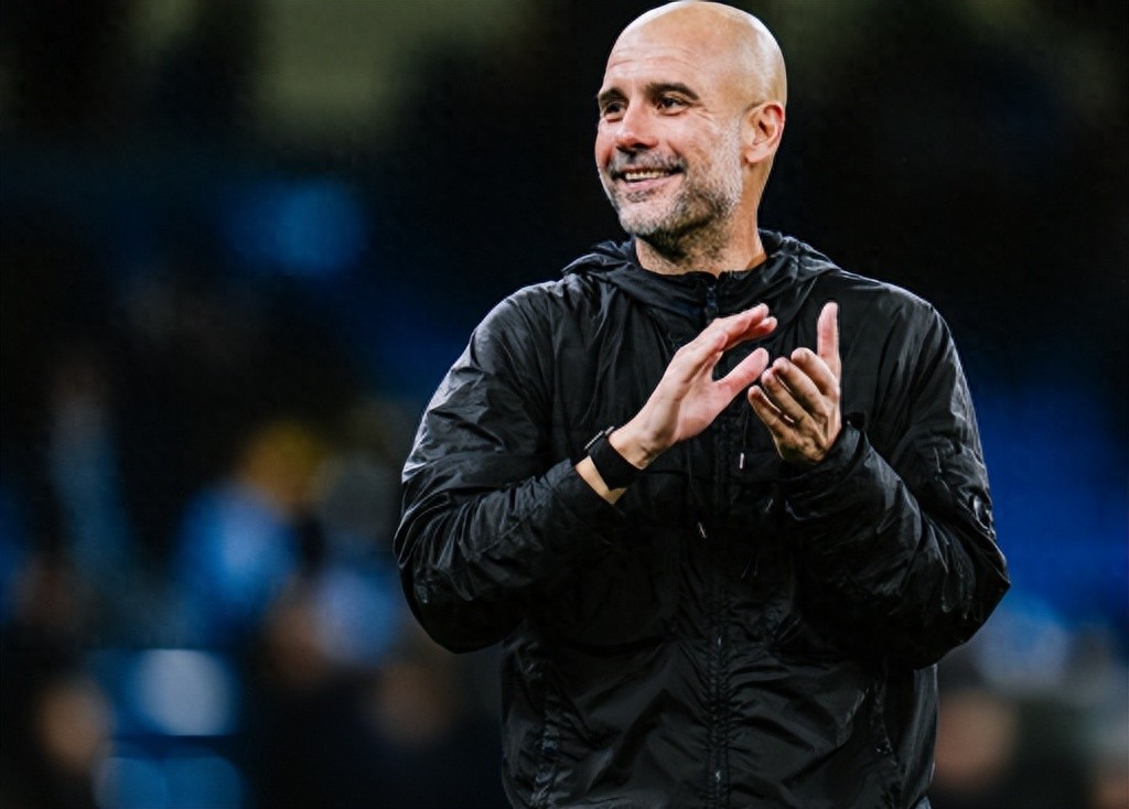 11轮仅首发1次 荷兰带刀铁卫惨遭瓜帅冷落 曼城同意出售 4大下家浮现